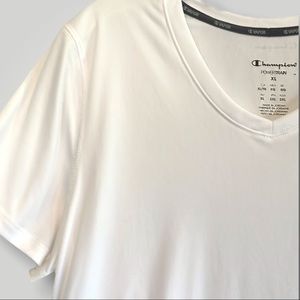 Champion Vapor like new tee size XL